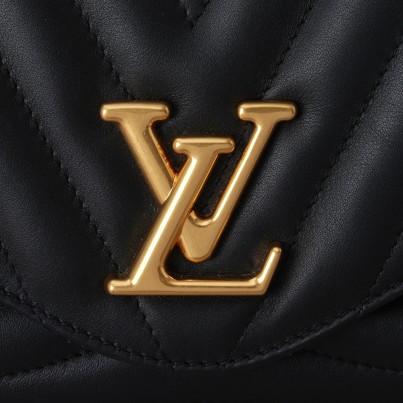 LOUIS VUITTON(USED)루이비통 M58552 뉴웨이브 체인 숄더백